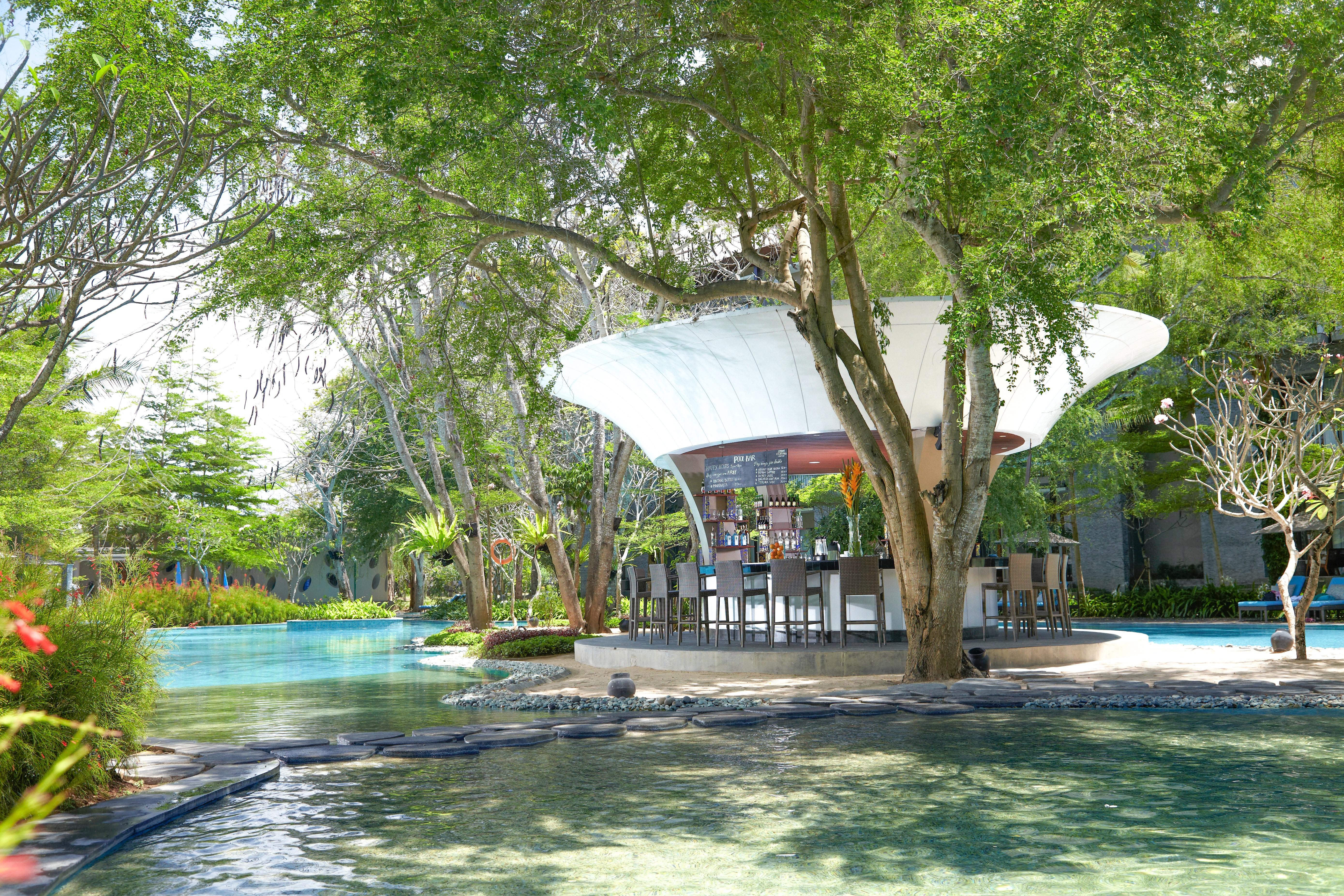 Courtyard By Marriott Bali Nusa Dua Resort Экстерьер фото
